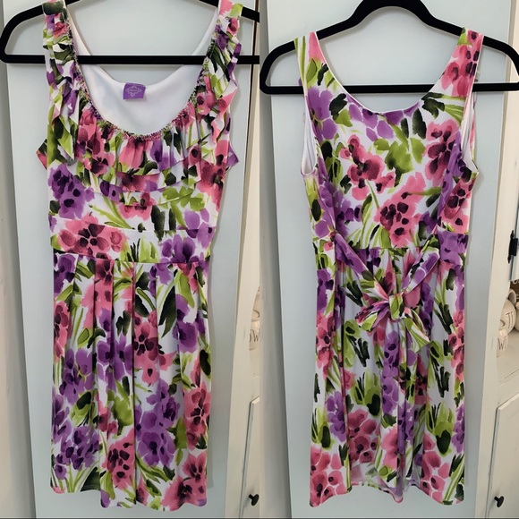 Dress - Picture 1 of 1